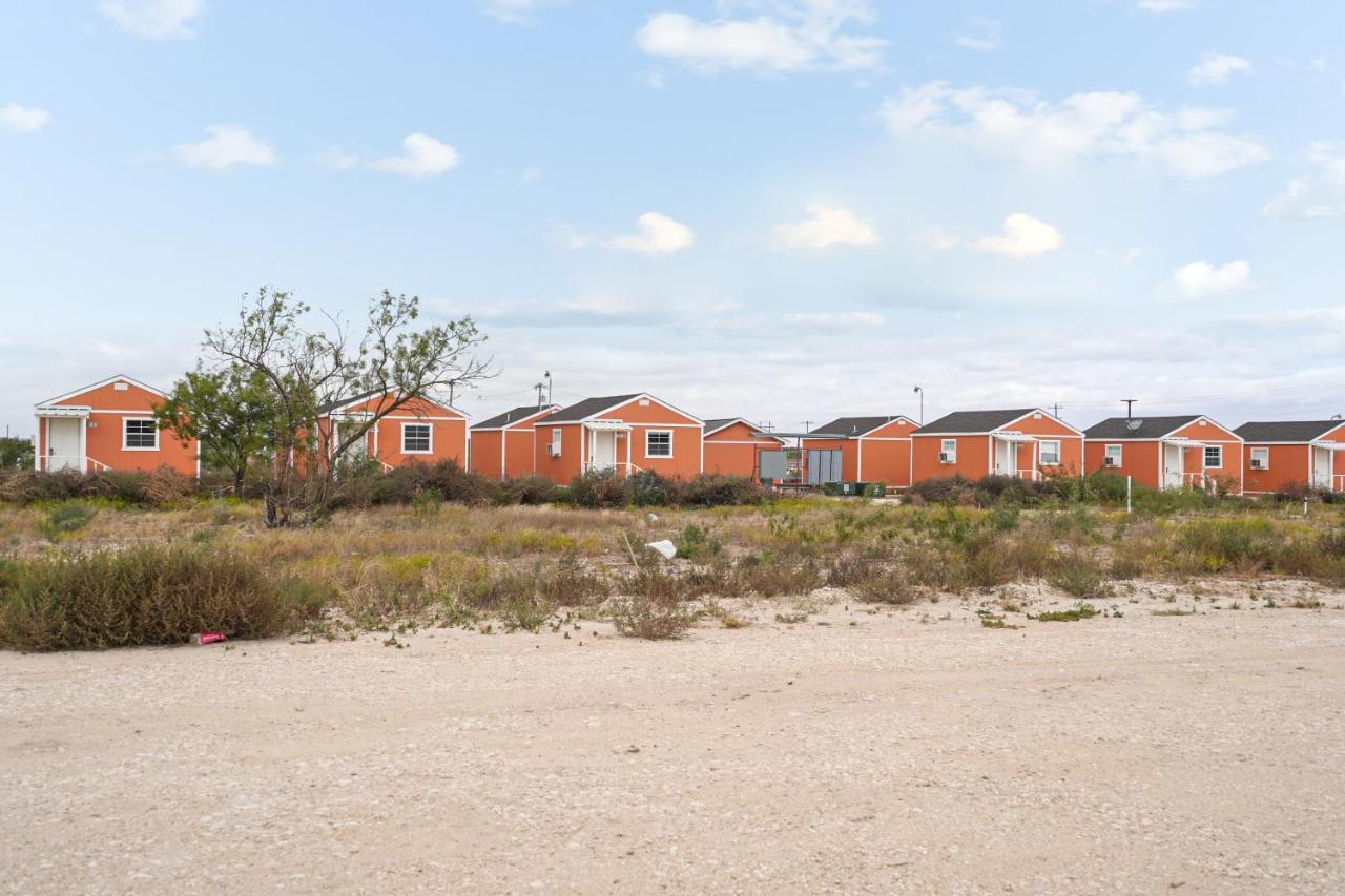 The Resource Inn -Big Lake Tx 외부 사진