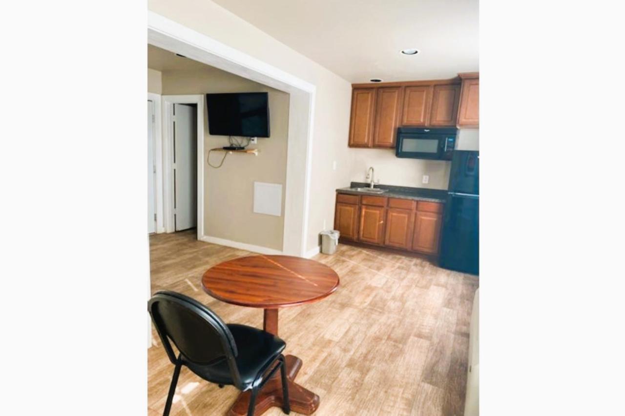 The Resource Inn -Big Lake Tx 외부 사진